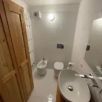 Nest In Lägenhet *