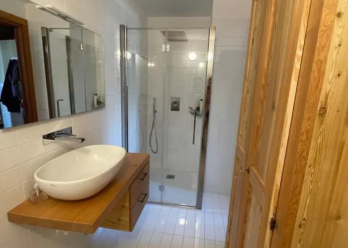 Apartament Nest In *